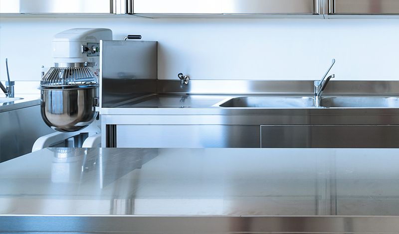 El negocio de Hostelería requiere Mesas Refrigeradas