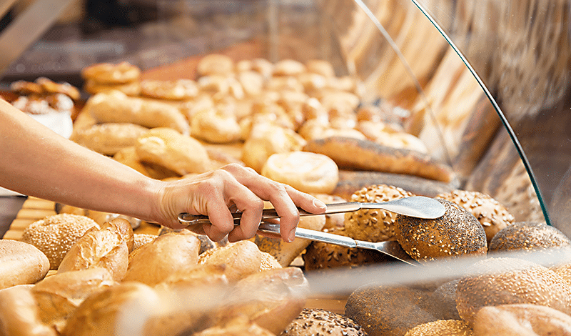 ¿Cómo mostrar los productos de panadería en tu negocio?